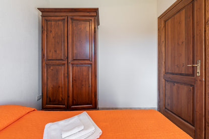 [ "VILLA MIRTO TRILO 2" // SINISCOLA ]