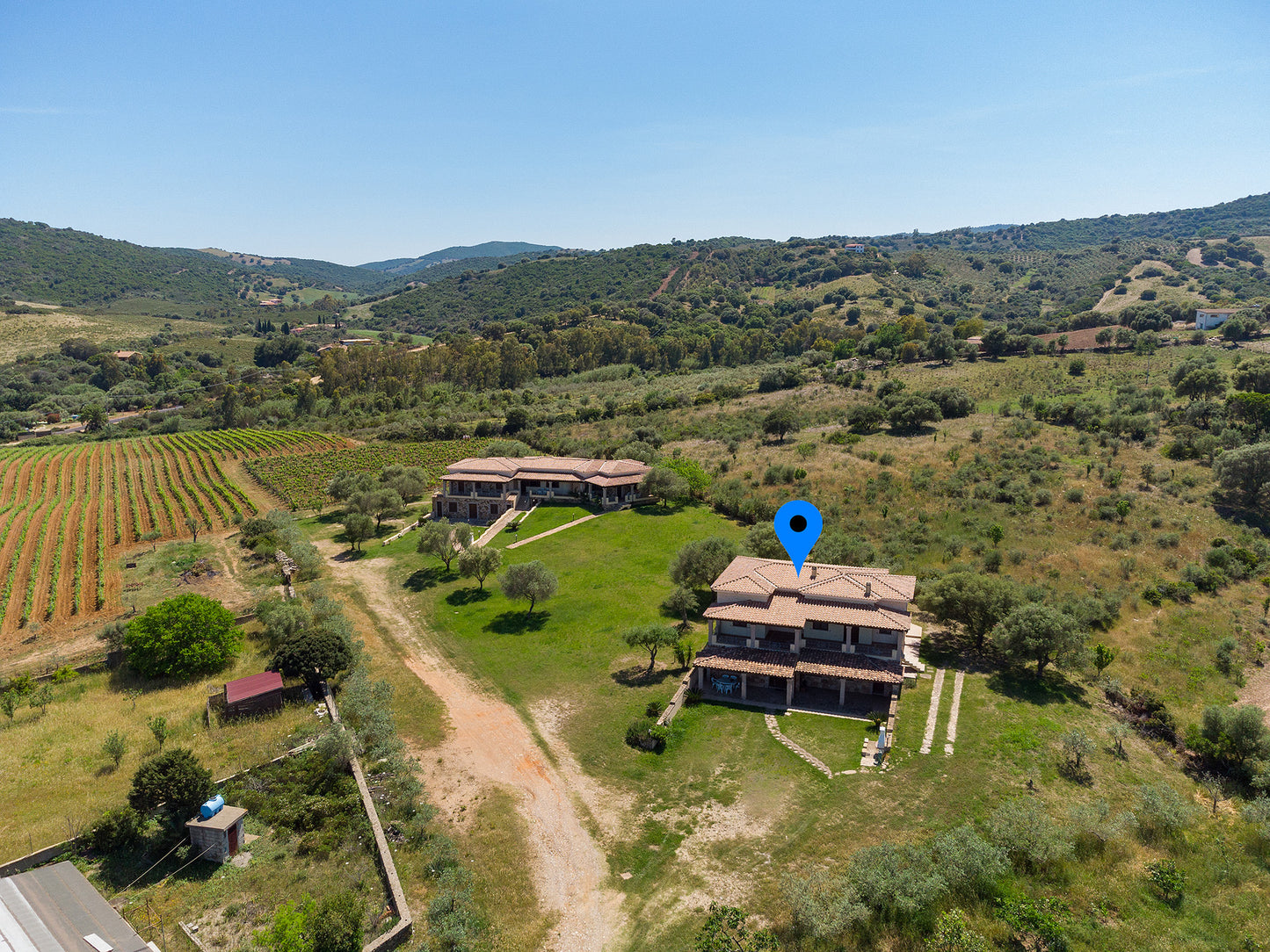 [ "VILLA MIRTO TRILO 4" // SINISCOLA ]