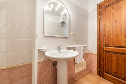 [ "VILLA MIRTO TRILO 4" // SINISCOLA ]