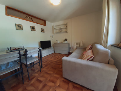 [ "APARTMENT NEVE BIANCA" // PEIO ]