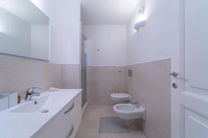 [ "VILLA MAESTRALE" // CANNIGIONE ]