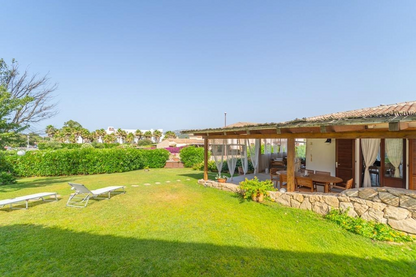 [ "VILLA MAESTRALE" // CANNIGIONE ]