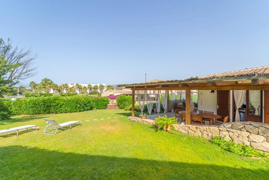 [ "VILLA MAESTRALE" // CANNIGIONE ]