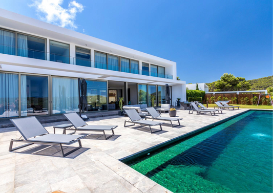 [ "VILLA ESSENZA" // IBIZA ]