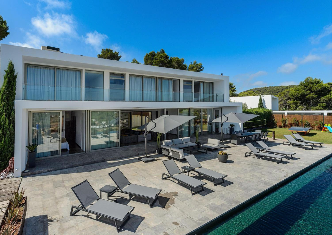 [ "VILLA ESSENZA" // IBIZA ]