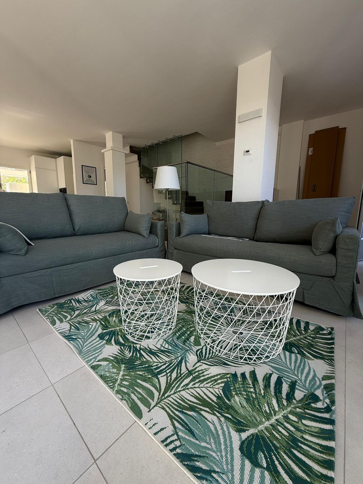 [ SUPERIOR VILLA "JACUZZI" GOLFO ARANCI ]