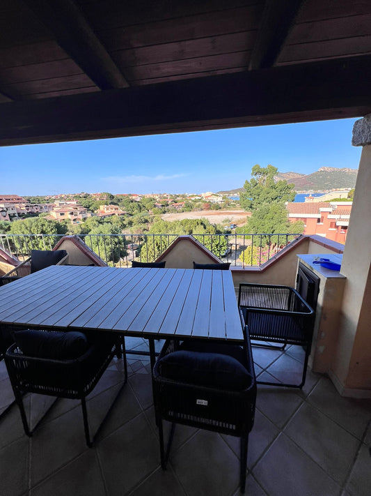[ "CASA MARINA" // GOLFO ARANCI ]