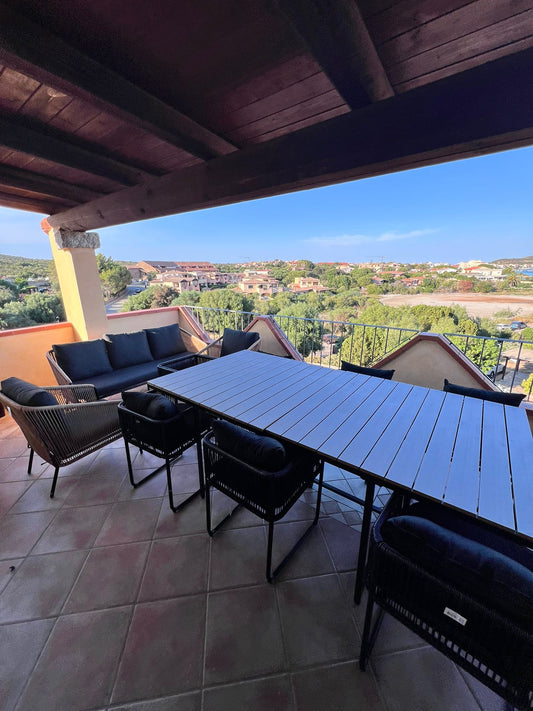 [ "CASA MARINA" // GOLFO ARANCI ]