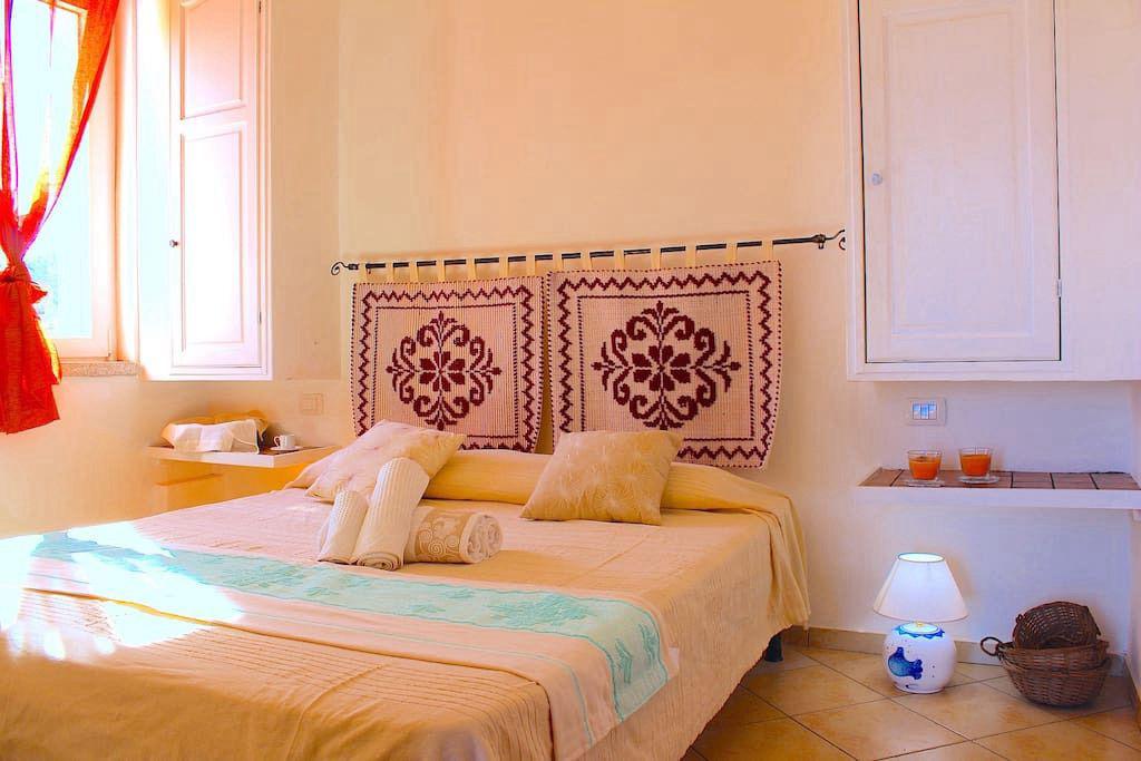 [ "AGRITURISMO PANORAMICO" // PALAU ]