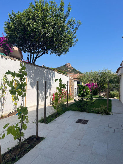 [ "VILLA PANTELLERIA GARDEN" // CANNIGIONE ]