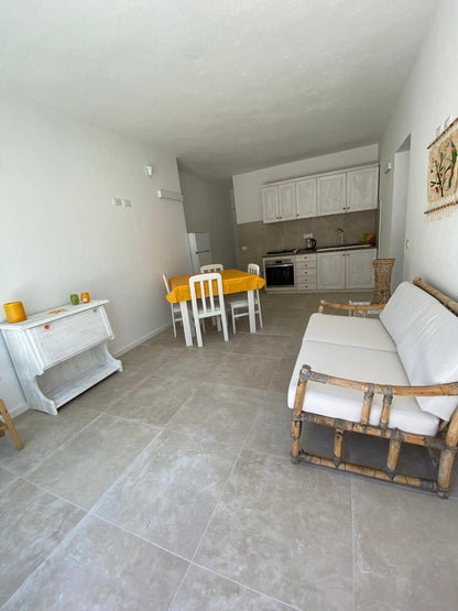 [ "VILLA PANTELLERIA GARDEN" // CANNIGIONE ]