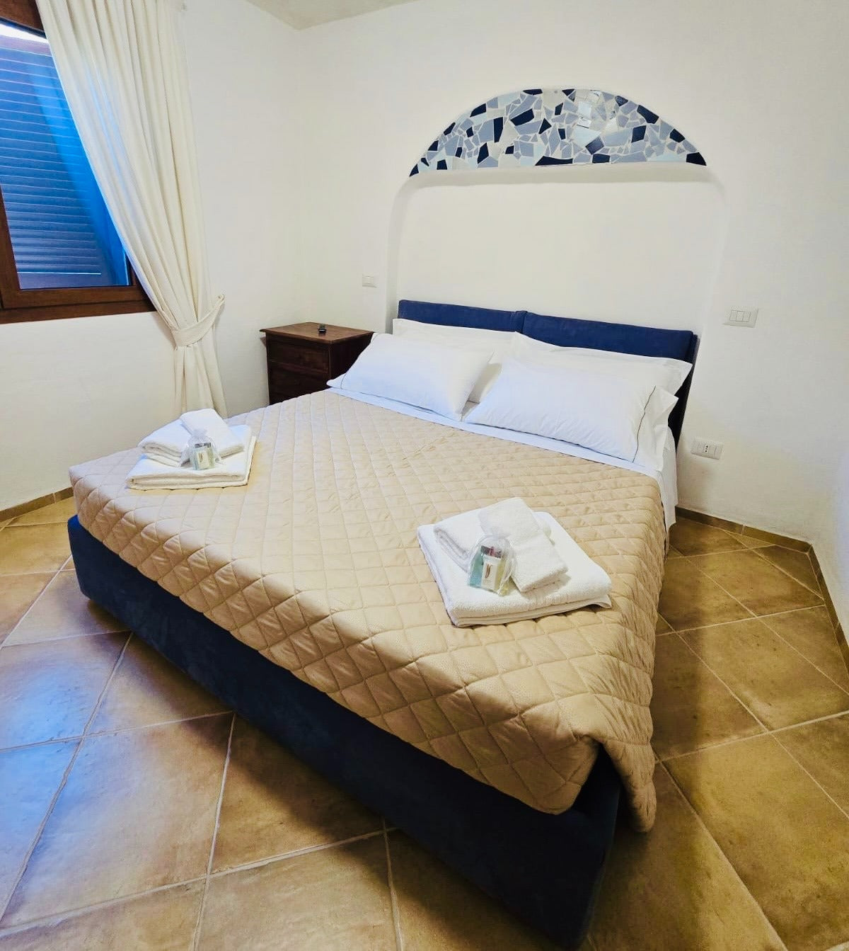 [ "CASA SMERALDO GARDEN" // PORTO ROTONDO ]