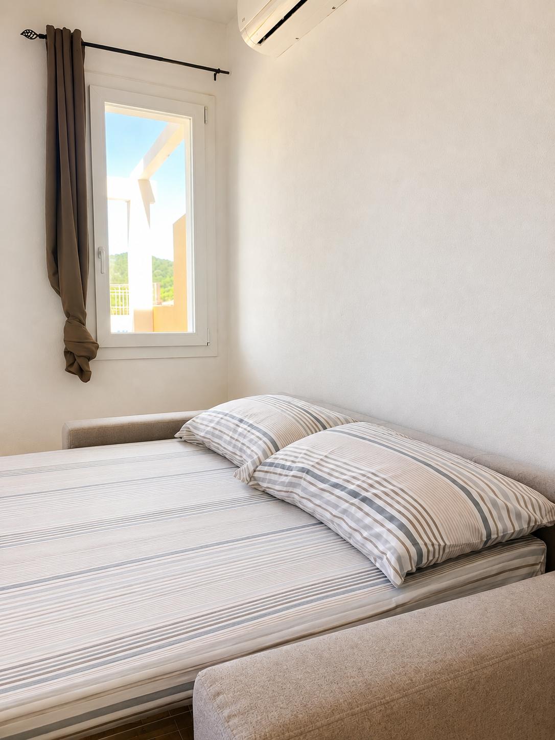 [ "APARTMENT SUNSET" // GOLFO ARANCI ]