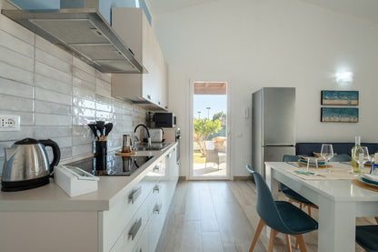 [ "VILLA COSTAREI" // COSTAREI ]