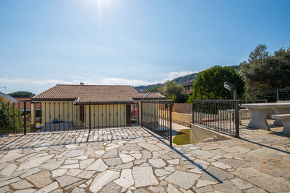 [ "VILLA COSTAREI" // COSTAREI ]