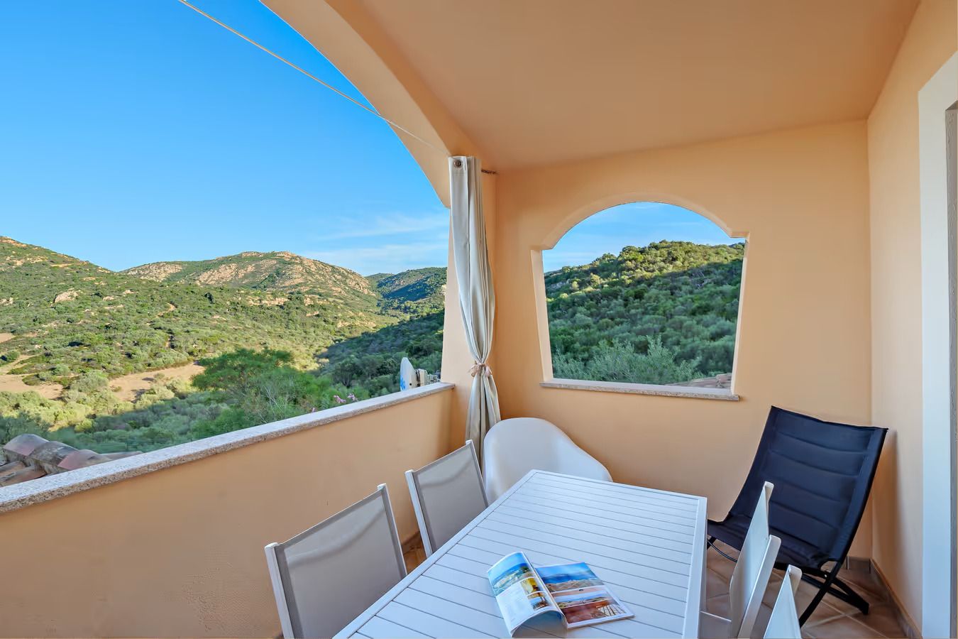 [ VILLINO "PORTO SAN PAOLO" ]