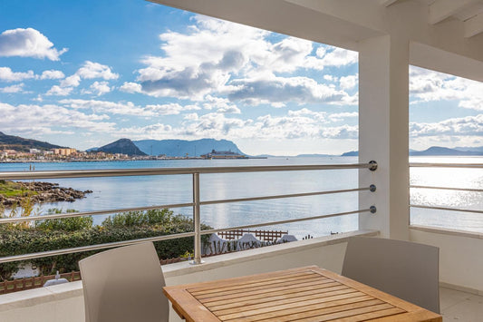 [ SUPERIOR VILLA // GOLFO ARANCI ]