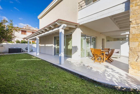 [ APARTMENT SUPERIOR "JACUZZI" GOLFO ARANCI ]