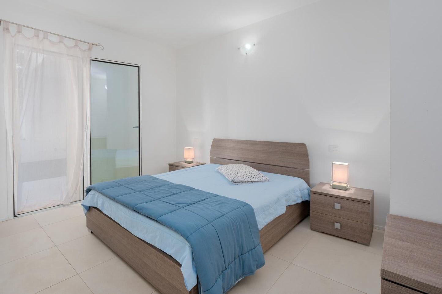 [ APARTMENT SUPERIOR "JACUZZI" GOLFO ARANCI ]