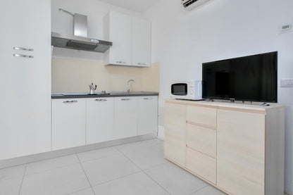 [ APARTMENT SUPERIOR "JACUZZI" GOLFO ARANCI ]