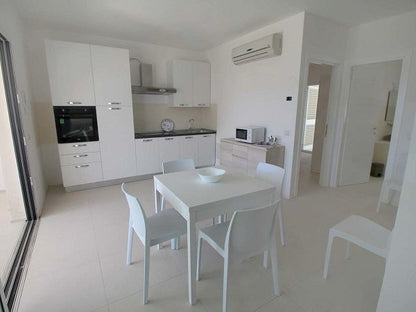 [ APARTMENT SUPERIOR "JACUZZI" GOLFO ARANCI ]