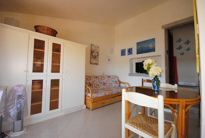 [ "PORTO TAVERNA" BILOCALE 150MT DAL MARE // PORTO TAVERNA ]