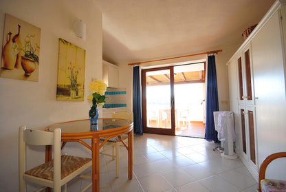 [ "PORTO TAVERNA" BILOCALE 150MT DAL MARE // PORTO TAVERNA ]