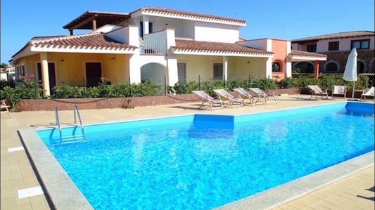 [ RESIDENCE "LA PERLA" // MONTE PETROSU ]