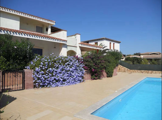 [ RESIDENCE "LA PERLA" // MONTE PETROSU ]