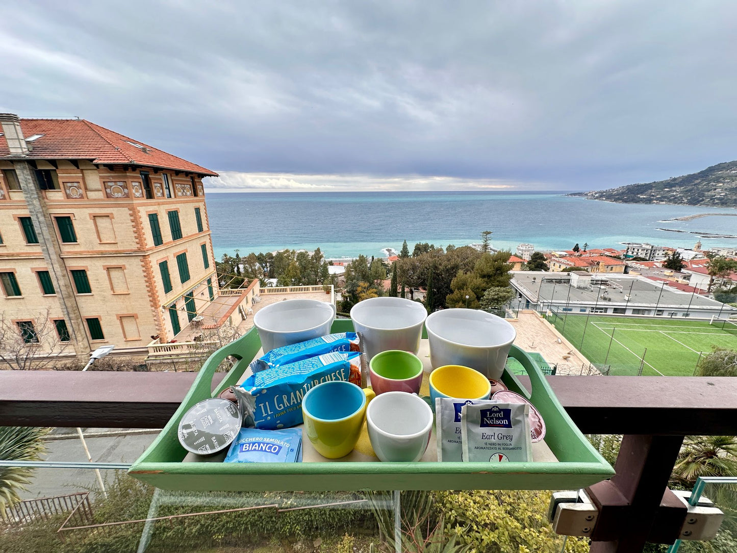 [ "OASI RIVIERA" VISTA MARE // SANREMO ]