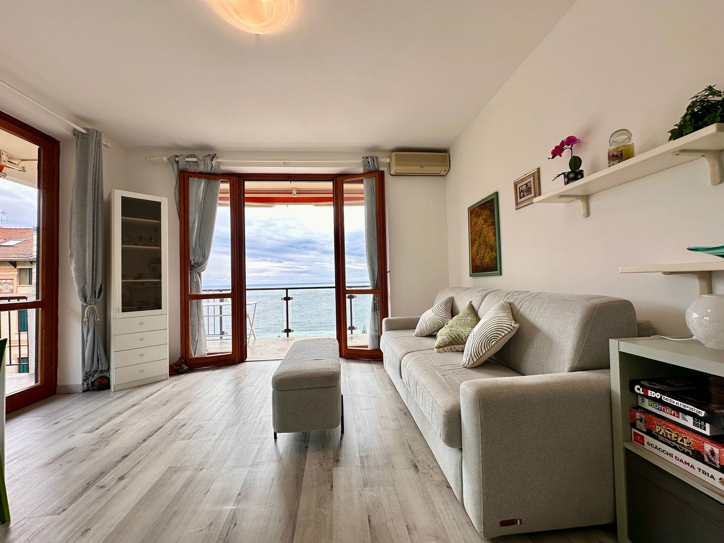 [ "OASI RIVIERA" VISTA MARE // SANREMO ]