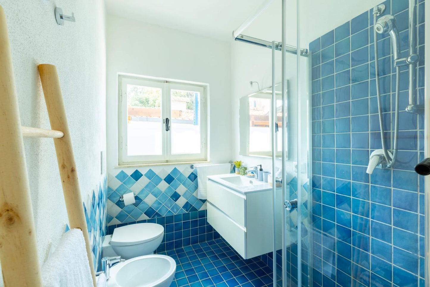 [ CASA VACANZA CON PISCINA // QUARTU SANT'ELENA ]