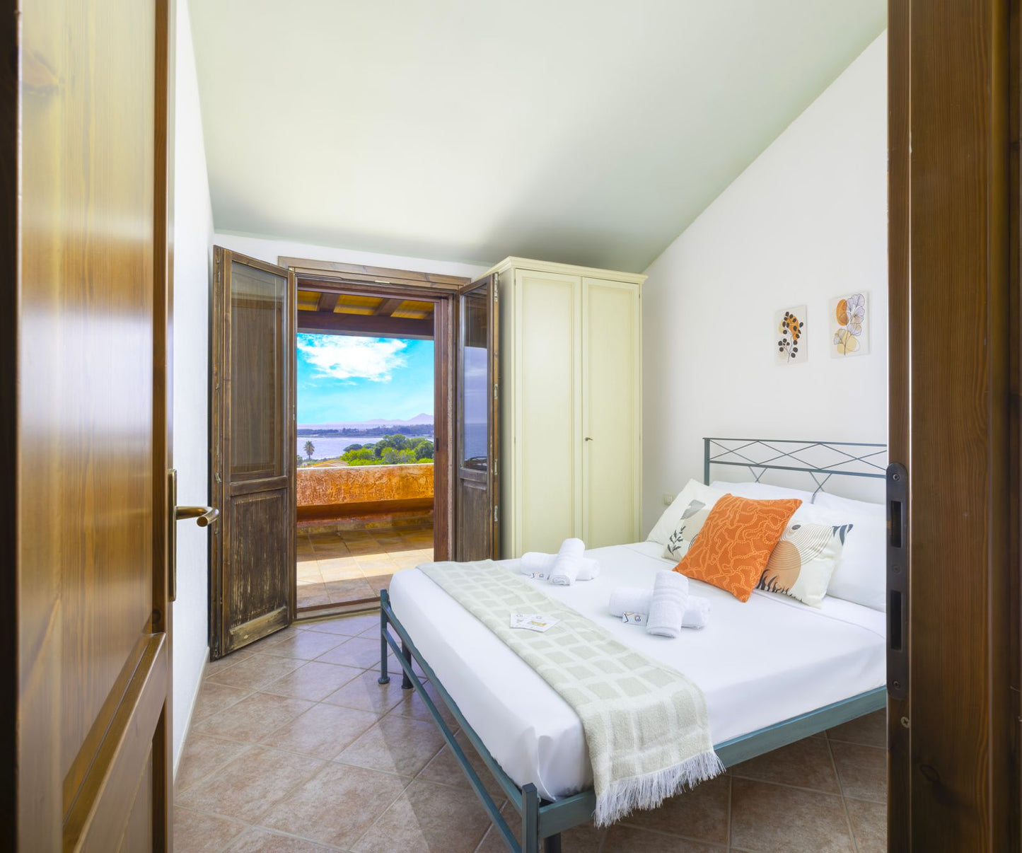 [ "CALA PORTO CORALLO" // VILLA PUTZU ]