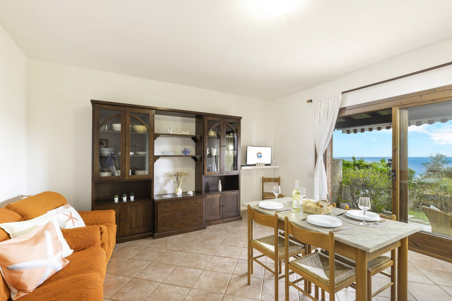 [ "CALA PORTO CORALLO" // VILLA PUTZU ]