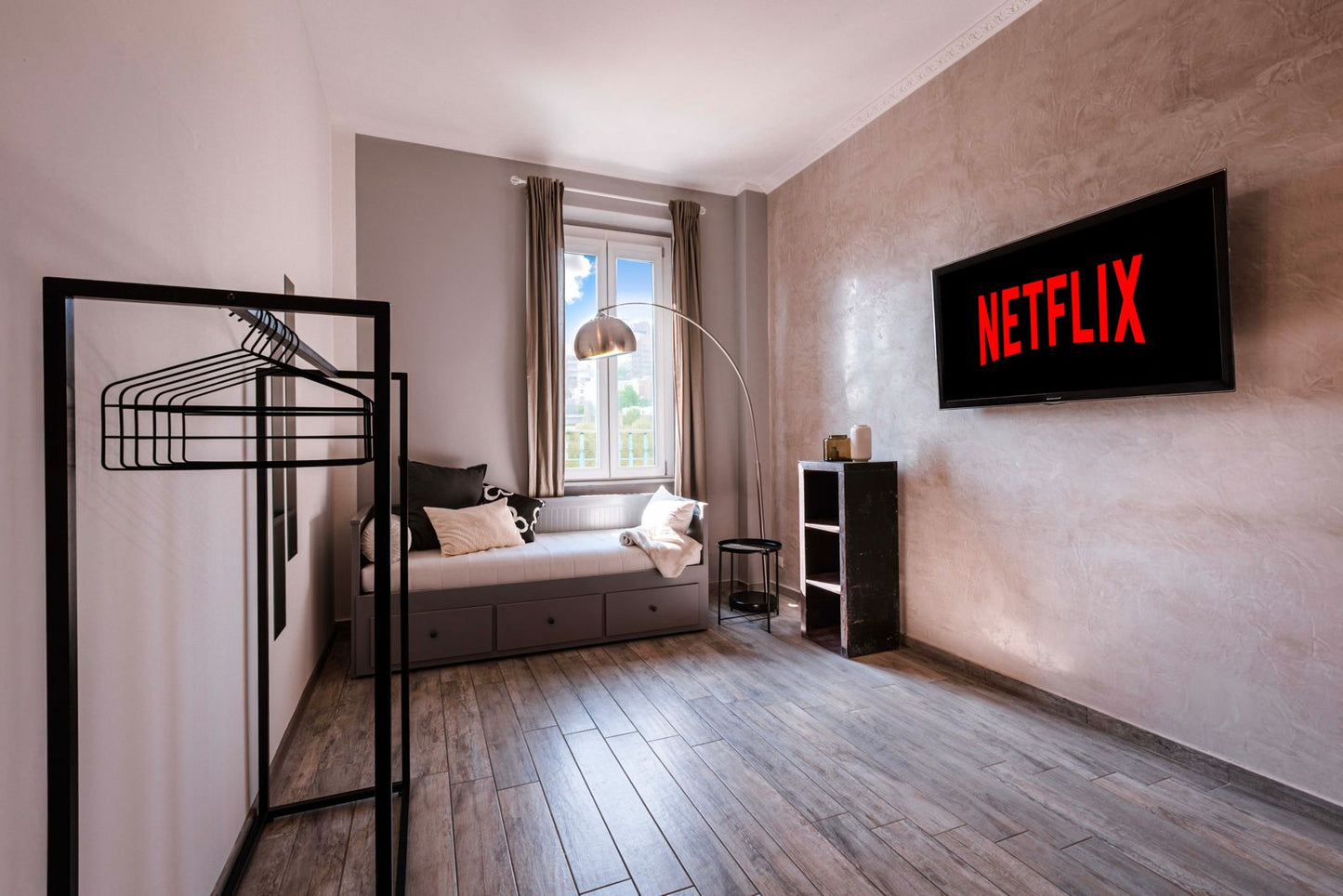[ LUXURY APARTMENT MILANO // NAVIGLI ]