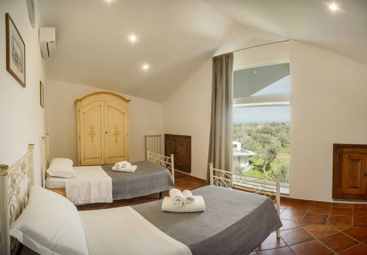 [ "VILLA SICILY APPARTAMENTO ORIZZONTE" // ACQUEDOLCI - MESSINA ]