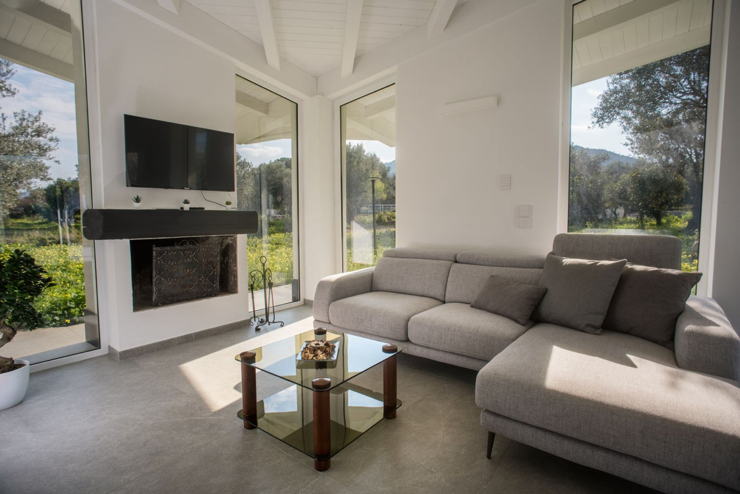 [ "VILLA SICILY APPARTAMENTO DEPANDANCE" // ACQUEDOLCI - MESSINA ]