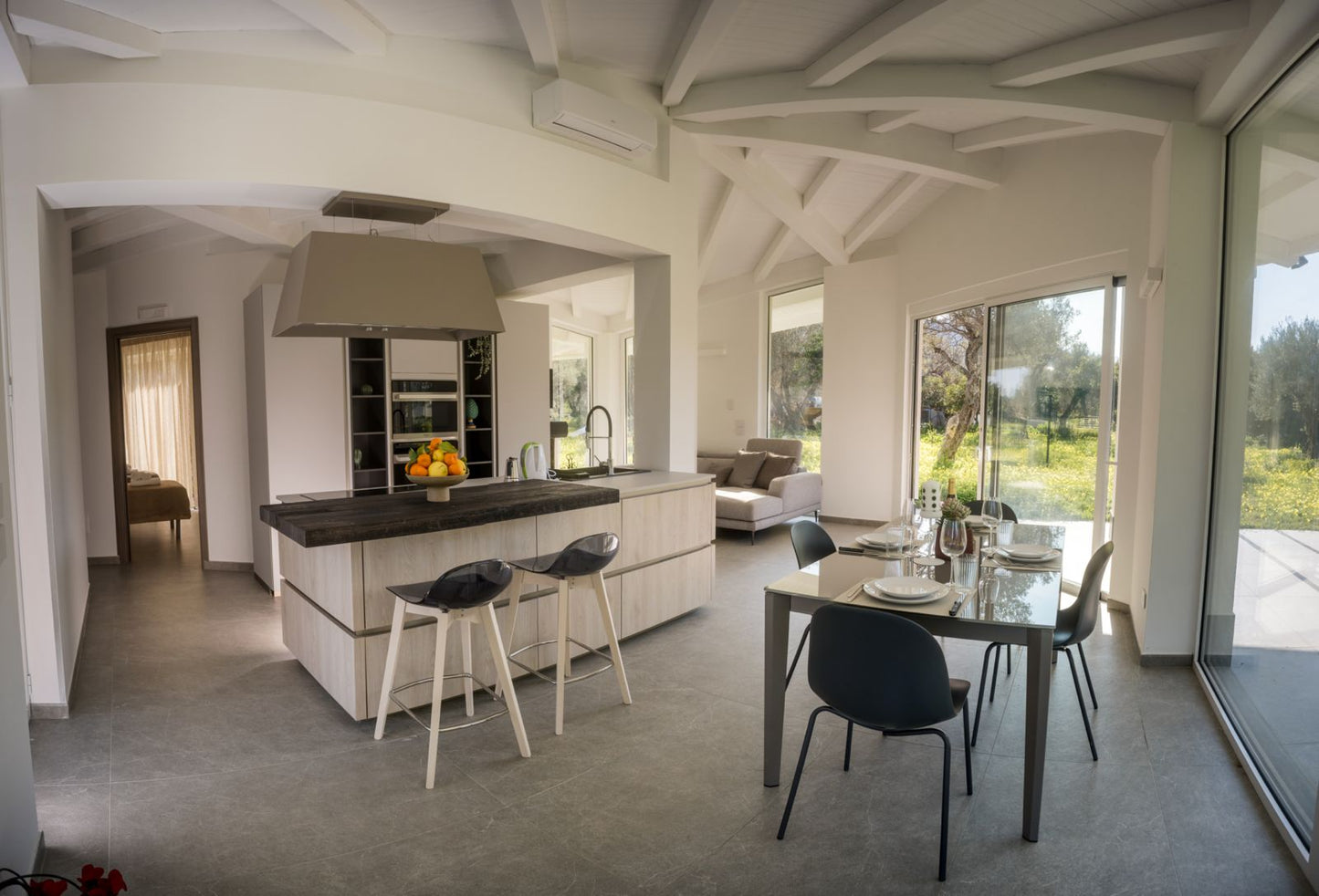 [ "VILLA SICILY APPARTAMENTO DEPANDANCE" // ACQUEDOLCI - MESSINA ]