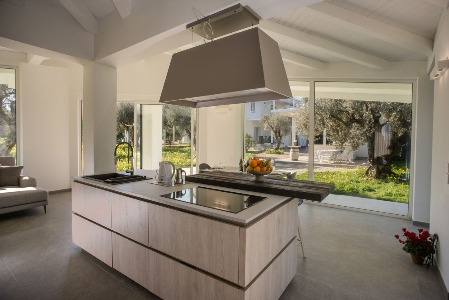 [ "VILLA SICILY APPARTAMENTO DEPANDANCE" // ACQUEDOLCI - MESSINA ]