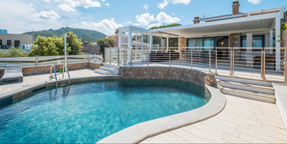 [ "VILLA EXCLUSIVE RESORT IS MOLAS" // PULA ]