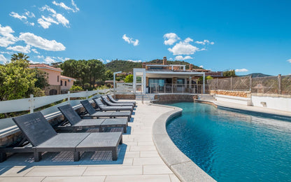 [ "VILLA EXCLUSIVE RESORT IS MOLAS" // PULA ]