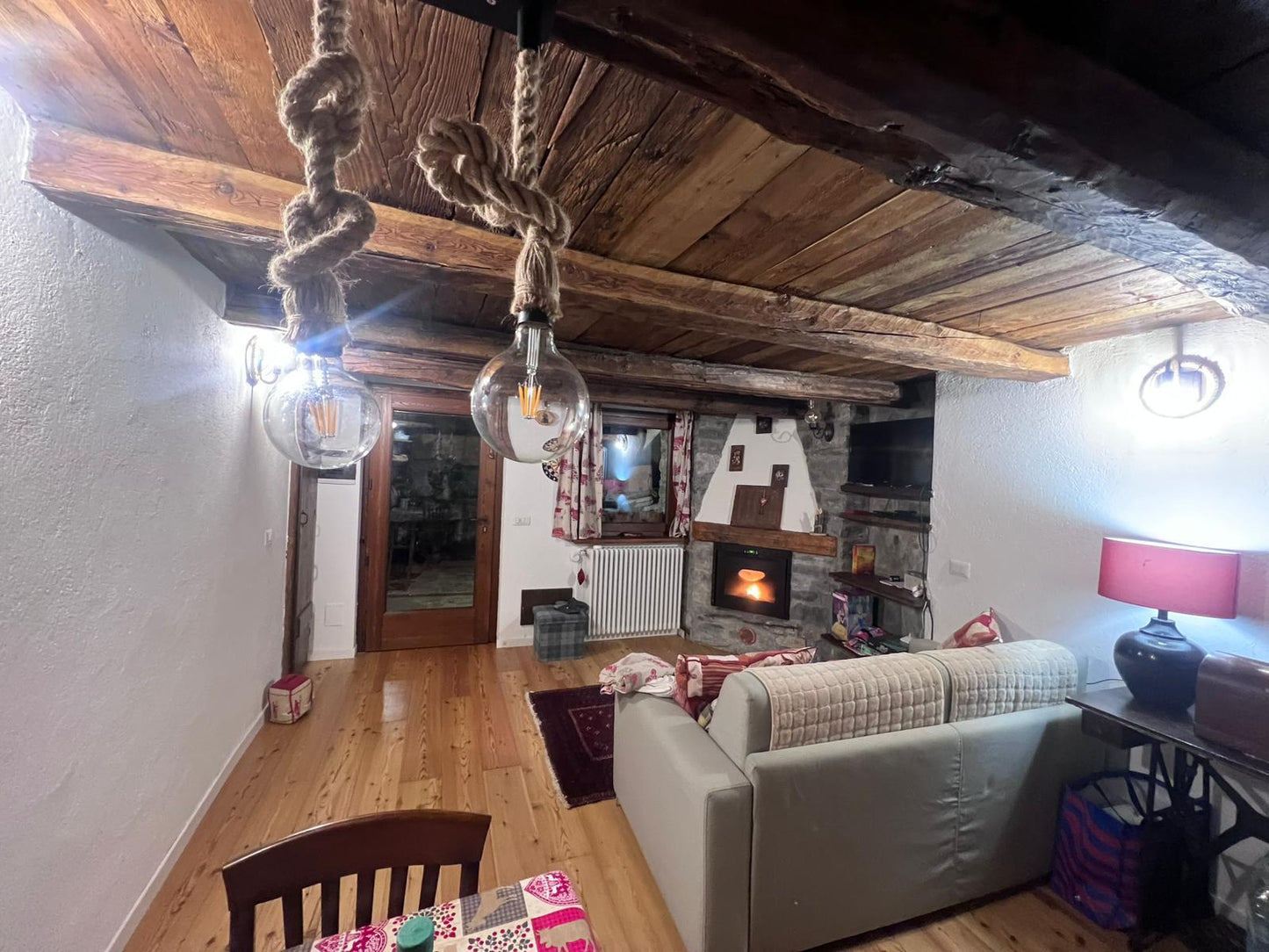 [ CHALET BILOCALE // VALLE D'AOSTA ]