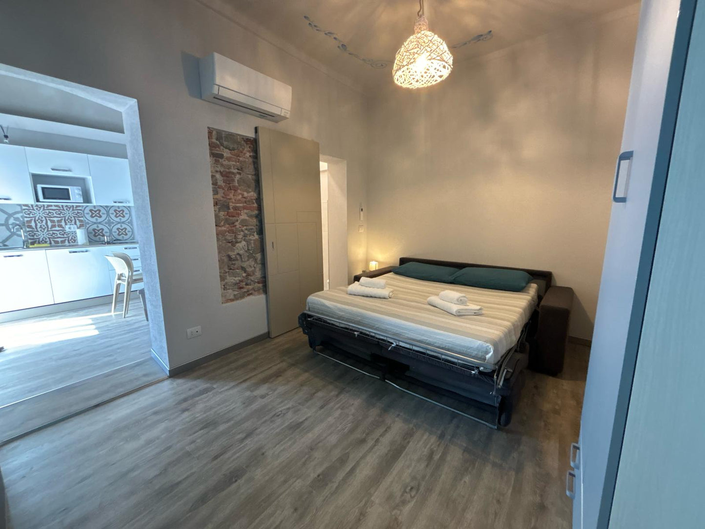 [ "APARTMENT SOLIS" // ALASSIO ]