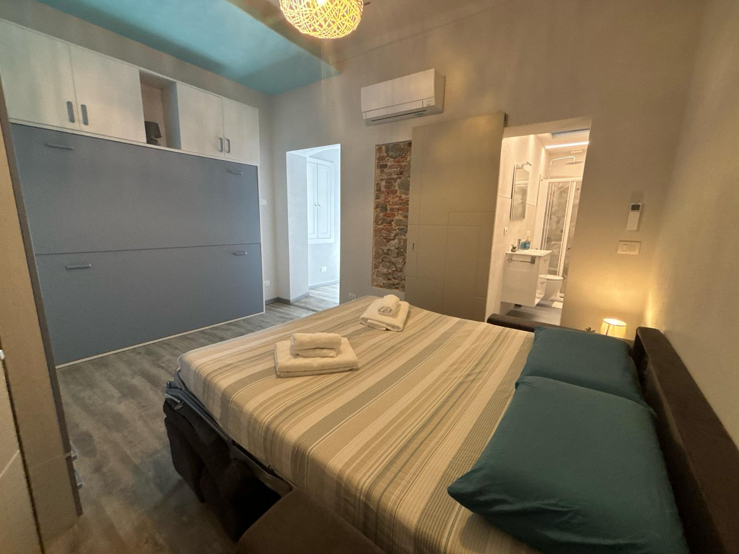 [ "APARTMENT SOLIS" // ALASSIO ]