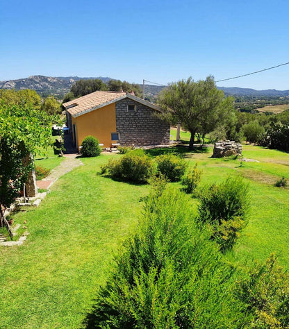 [ "AGRITURISMO PIETRA SARDA" // ARZACHENA ]