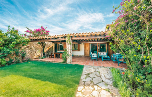 [ "VILLA PANTOGIA" // PORTO CERVO ]