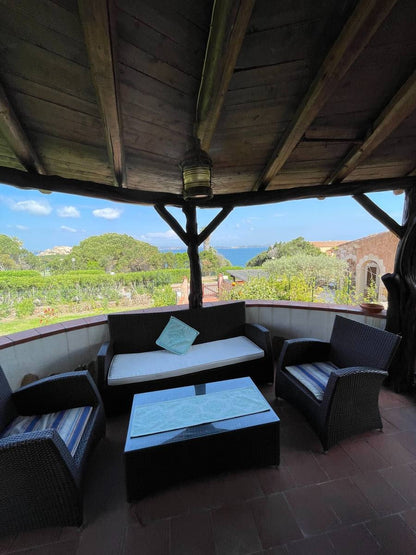 [ "VILLA PHI BEACH" VISTA MARE // BAJA SARDINIA ]