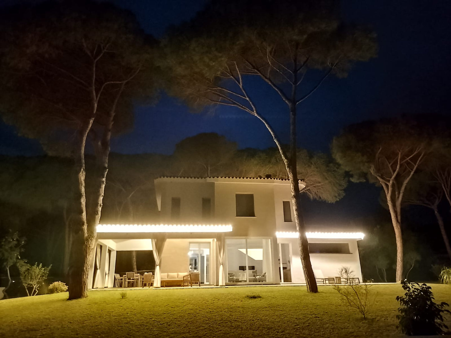 [ "VILLA PINETA DEGLI IS MORUS" // PULA