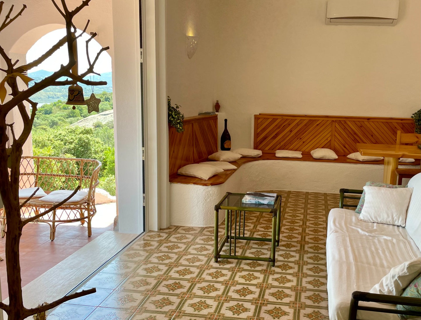 [ "VILLA PANORAMICA" // CANNIGIONE ]