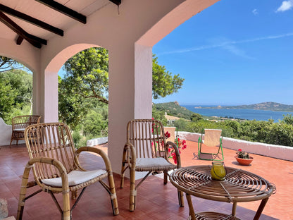 [ "VILLA PANORAMICA" // CANNIGIONE ]